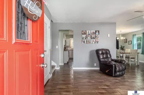 Entry Way - 3618 Greene Ave, Bellevue, NE 68147 photo 1 of 1