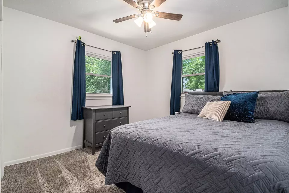 Bedroom - 3618 Greene Ave, Bellevue, NE 68147 photo 4 of 5