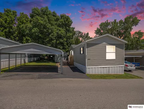 3717 N 126th Plz #395, Omaha, NE 68164