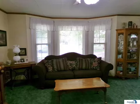 Living - 823 N 10th St, Beatrice, NE 68310 photo 3 of 4