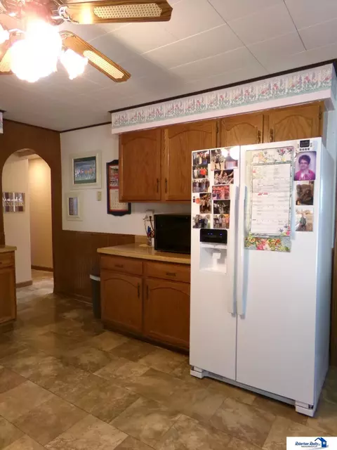 Kitchen - 823 N 10th St, Beatrice, NE 68310 photo 7 of 9