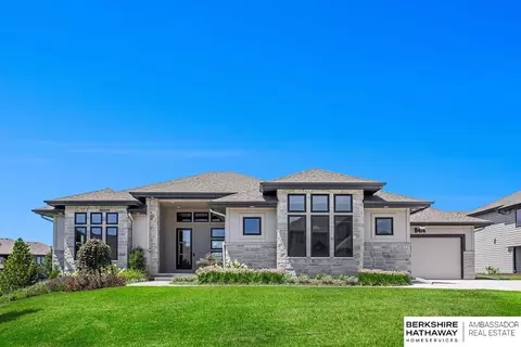 11414 S 120th Ave, Papillion, NE 68046