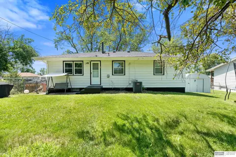 Exterior - 7009 S 52nd St, Omaha, NE 68157 photo 5 of 5