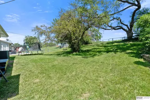 Exterior - 7009 S 52nd St, Omaha, NE 68157 photo 3 of 5