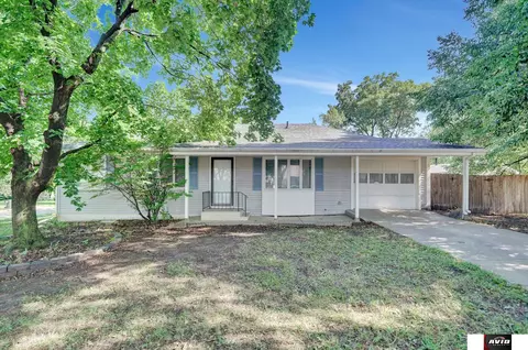 3600 Briarwood Ave, Lincoln, NE 68516