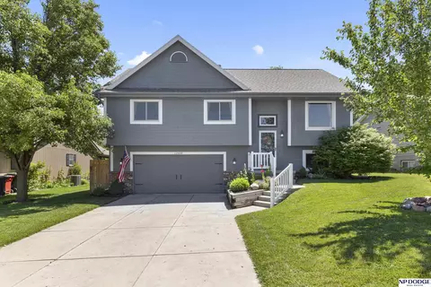 12509 S 218 Ave, Gretna, NE 68028