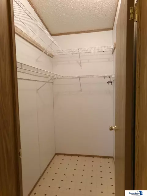 316 Cheyenne Dr, Beatrice, NE 68310 photo 24