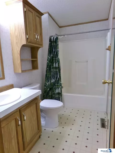 316 Cheyenne Dr, Beatrice, NE 68310 photo 25