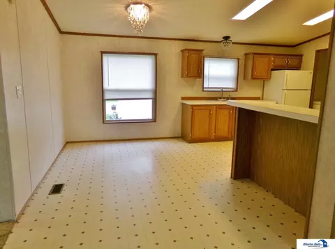 316 Cheyenne Dr, Beatrice, NE 68310 photo 13