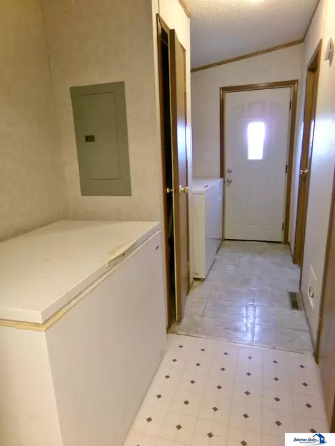 316 Cheyenne Dr, Beatrice, NE 68310 photo 28