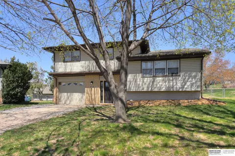 6505 S 154th St, Omaha, NE 68137