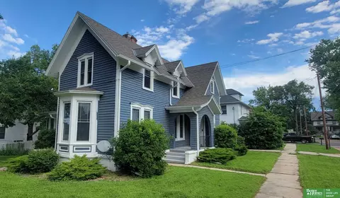 649 E 6th St, York, NE 68467