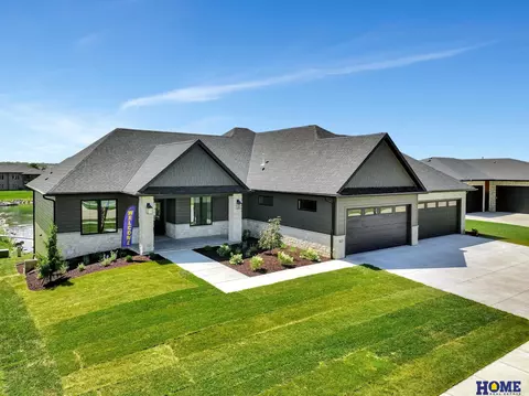 507 Deep Water Bay Bay, Lincoln, NE 68527