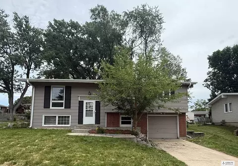 400 W Broadview St, Lincoln, NE 68505
