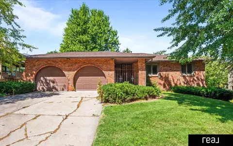 6218 S 79 Cir, Ralston, NE 68127