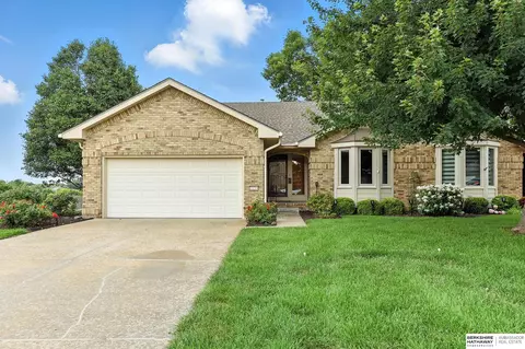 13218 Willis Cir, Omaha, NE 68164