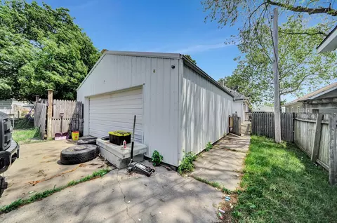 Other - 821 S 4th St, Eagle, NE 68347 photo 4 of 5
