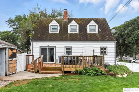 Exterior - 528 E 14th St, Wahoo, NE 68066 photo 6 of 8