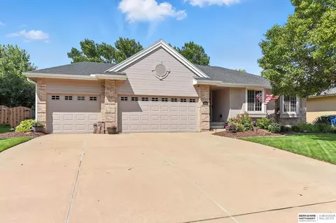 17316 Orchard Ave, Omaha, NE 68135