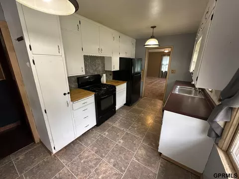 809 E 2nd St, Crete, NE 68333 photo 10
