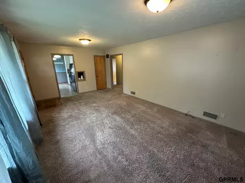 809 E 2nd St, Crete, NE 68333 photo 13