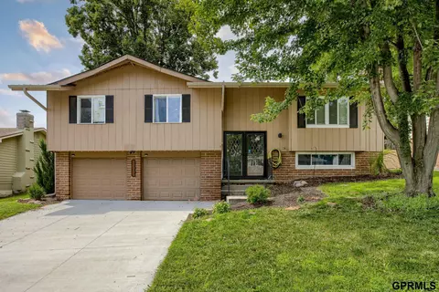 3203 Golden Blvd, Bellevue, NE 68123