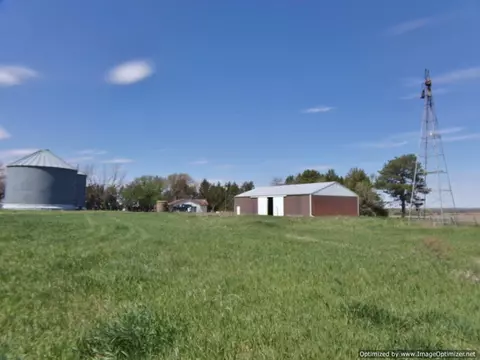 58020 707 Rd, Diller, NE 68342