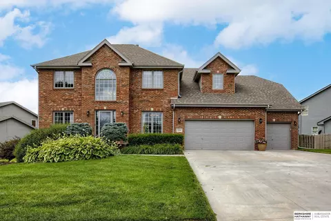 7830 N 156th Ave, Bennington, NE 68007
