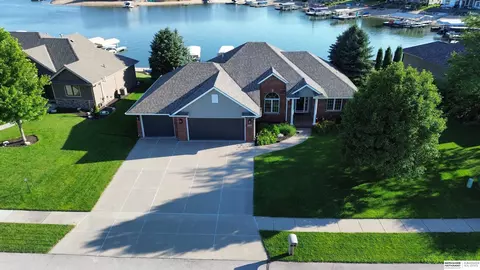 8208 N 279th St, Valley, NE 68064
