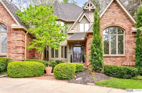11364 William Plz, Omaha, NE 68144
