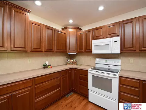 Kitchen - 1712 N 15th St, Beatrice, NE 68310 photo 3 of 5