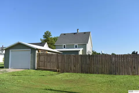 Exterior - 122 4th St, Uehling, NE 68063 photo 4 of 5