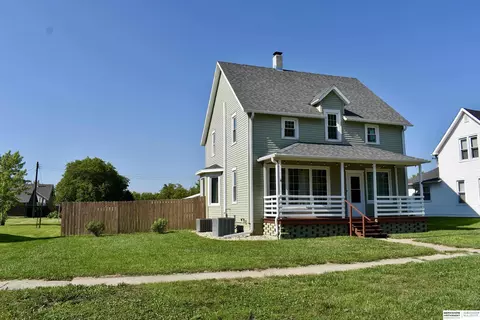 Exterior - 122 4th St, Uehling, NE 68063 photo 5 of 5