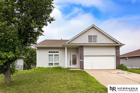 14906 Bordeaux Ave, Bellevue, NE 68123