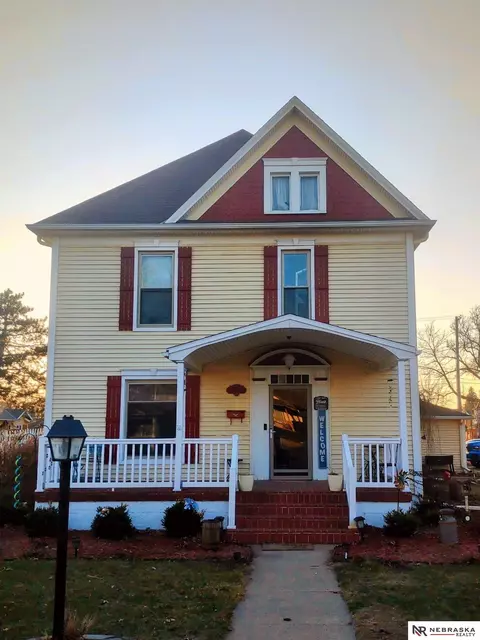 781 N 6 St, David City, NE 68632