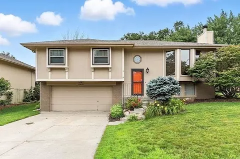 15421 Garfield St, Omaha, NE 68144