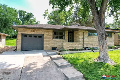 3026 Prairie Rd, Lincoln, NE 68506