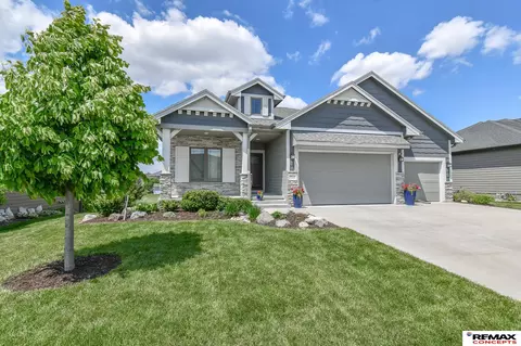 9621 S 30th St, Lincoln, NE 68516