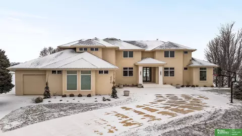 25016 Emile Cir, Waterloo, NE 68069