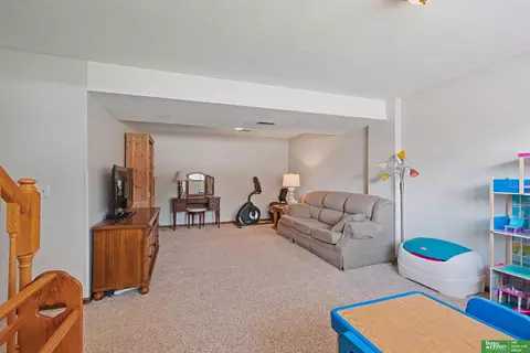 420 Chestnut St, Springfield, NE 68059 photo 21
