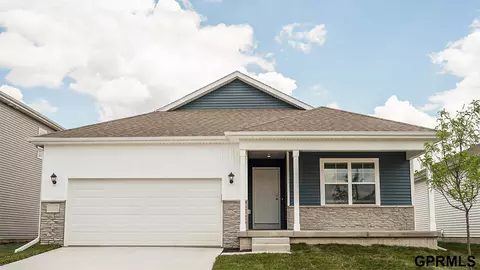 12611 S 205th St, Gretna, NE 68028