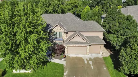 1228 S 200 St, Omaha, NE 68130