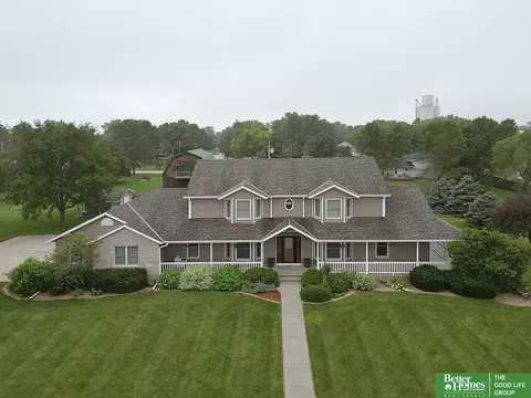 755 5th St, Utica, NE 68456