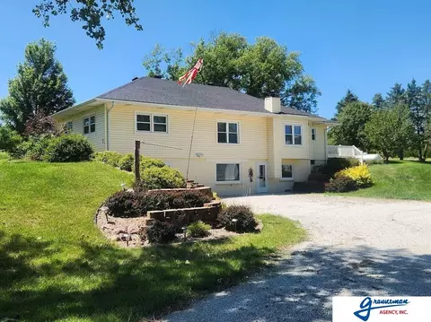 61490 136 Hwy, Tecumseh, NE 68450