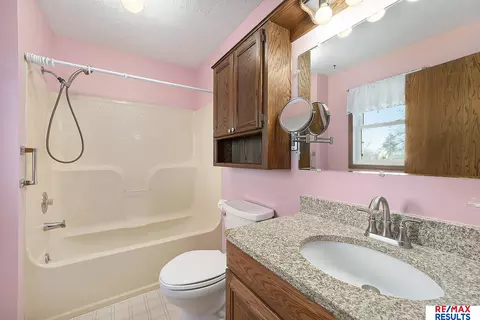 18202 Platteview Rd, Springfield, NE 68059 photo 20