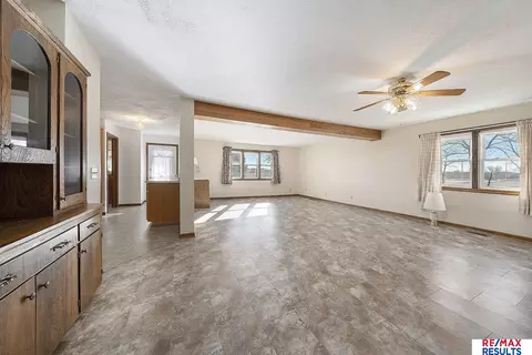 18202 Platteview Rd, Springfield, NE 68059 photo 9