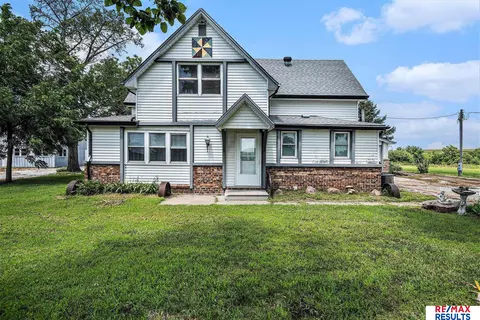 18202 Platteview Rd, Springfield, NE 68059