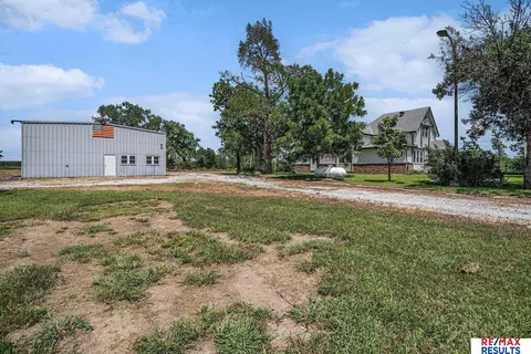 18202 Platteview Rd, Springfield, NE 68059 photo 4