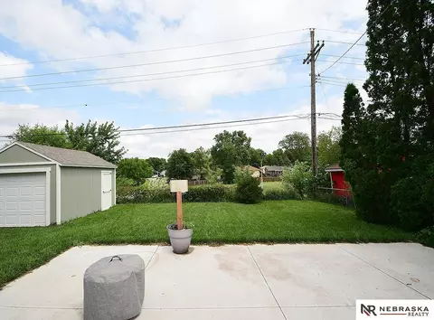 Exterior - 13620 Wright St, Omaha, NE 68144 photo 2 of 3
