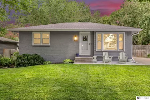 3142 Sequoia Dr, Lincoln, NE 68516